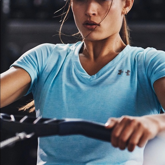 Under Armour Women's UA Tech™ Twist V-Neck X-small - Picture 4 of 5